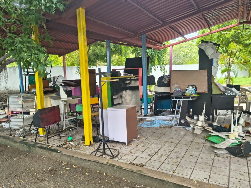 Jardín de niños Ángela Lund, en Mazatlán, denuncia fallas tras entrega de obra; alumnos aún no pueden regresar al plantel